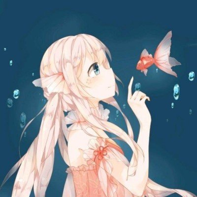 女子九华山陡坡摔倒被一把拉住